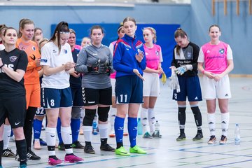Bild 140 - F Loewinnen Hallen Cup
